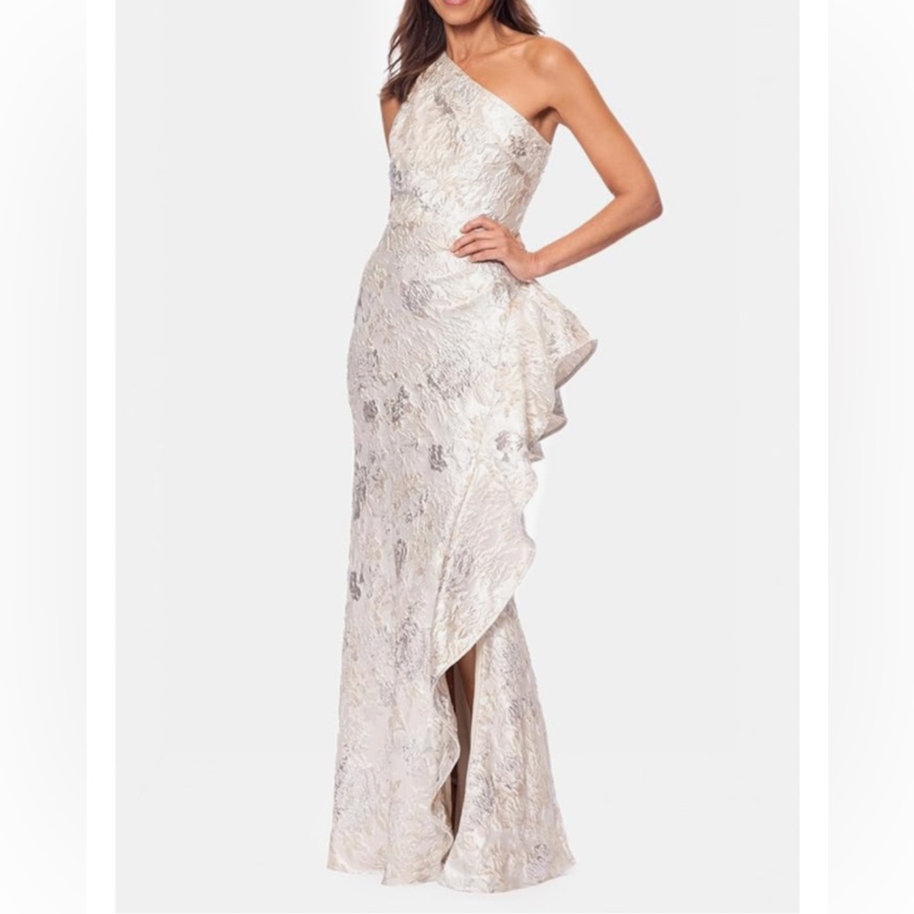 XSCAPE One-Shoulder Metallic Jacquard Gown, Sz 12P,New, Champagne